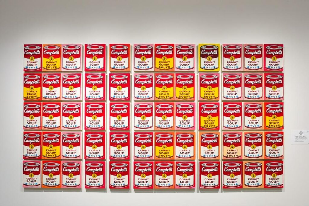 Puszki zupy Campbell Andy'ego Warhola - najbardziej kontrowersyjne dzieło sztuki pop-art Puszki zupy Campbell Andy'ego Warhola - najbardziej kontrowersyjne dzieło sztuki pop-art